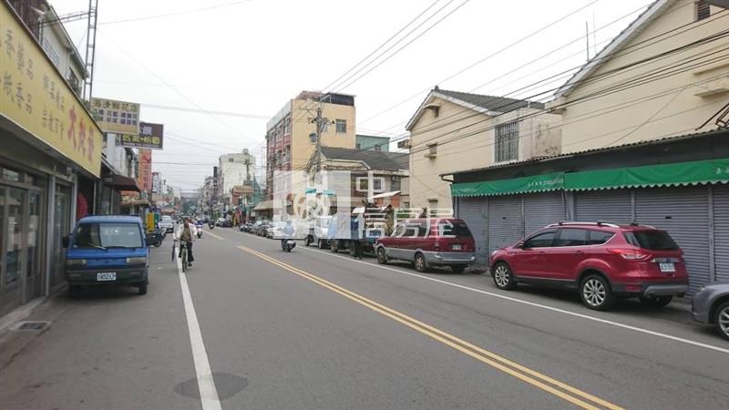 太平豐年公園大面寬別墅房屋室內格局與周邊環境