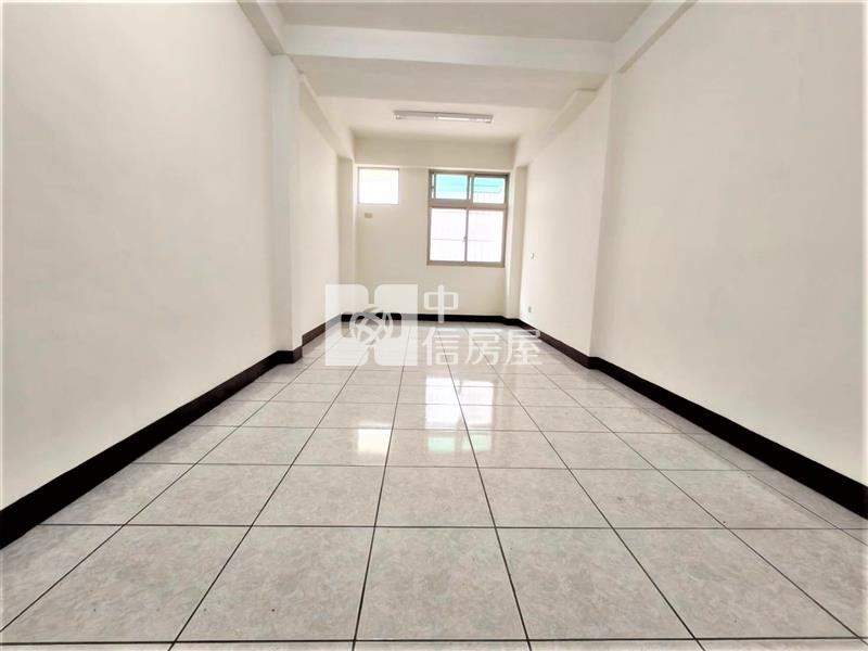 太平豐年公園大面寬別墅房屋室內格局與周邊環境