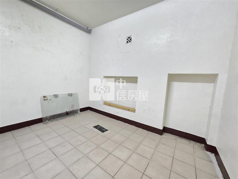 土庫馬光市區店住房屋室內格局與周邊環境