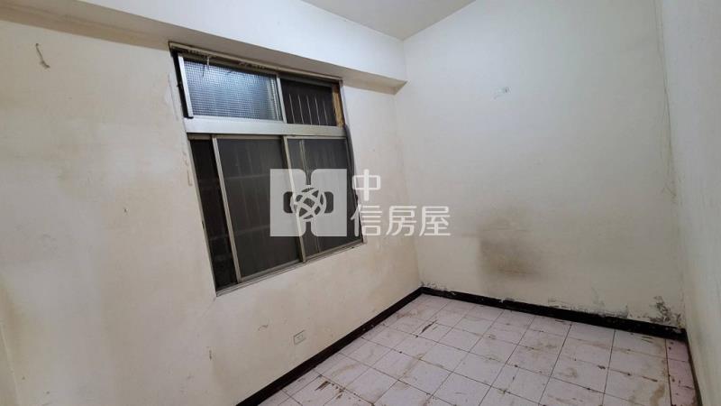 內壢環東市場旁一樓美3房(中信卓越團隊)房屋室內格局與周邊環境