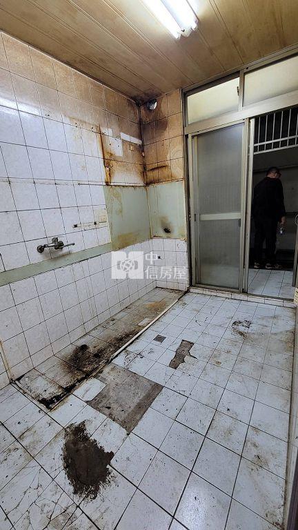 內壢環東市場旁一樓美3房(中信卓越團隊)房屋室內格局與周邊環境