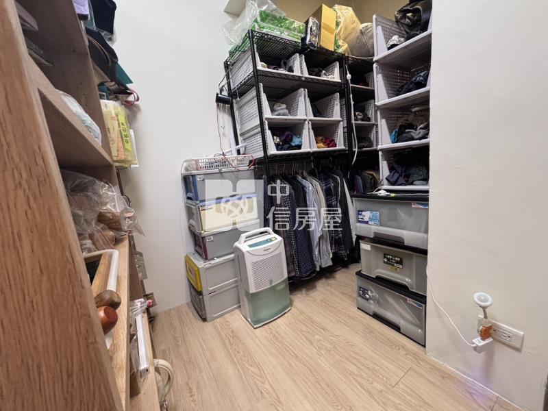 正一中商圈住辦合一附車位房屋室內格局與周邊環境