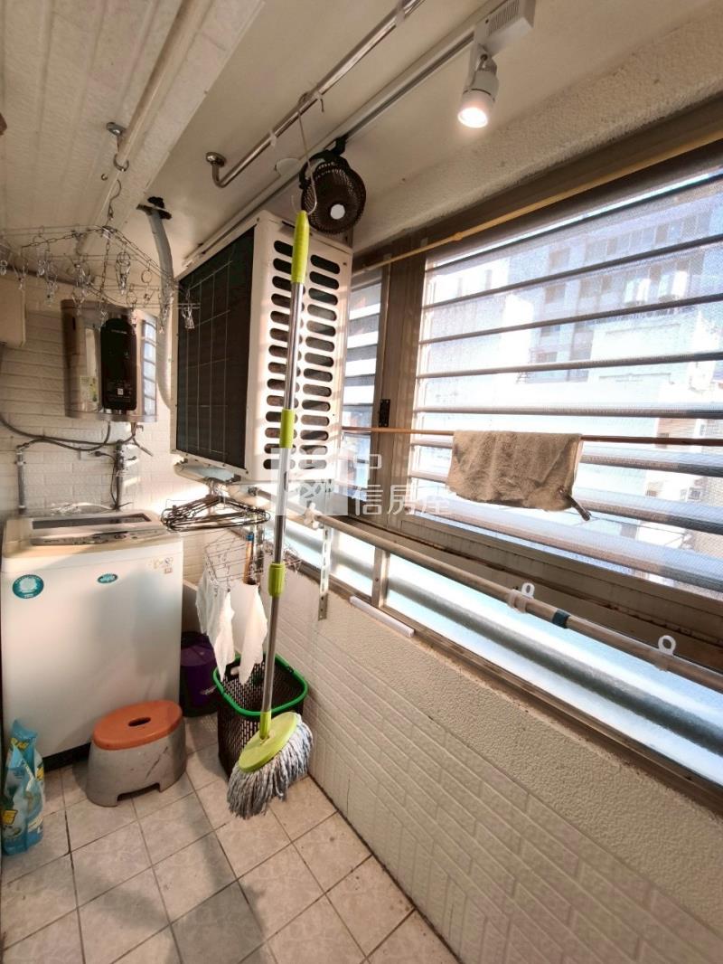 正一中商圈住辦合一附車位房屋室內格局與周邊環境