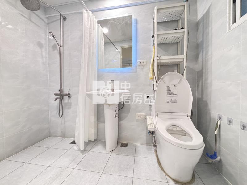 正一中商圈住辦合一附車位房屋室內格局與周邊環境