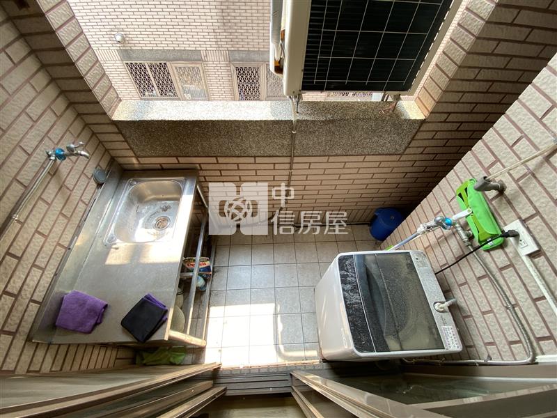 (順天中來文化廣場)正一中商圈低總價陽台美套房屋室內格局與周邊環境