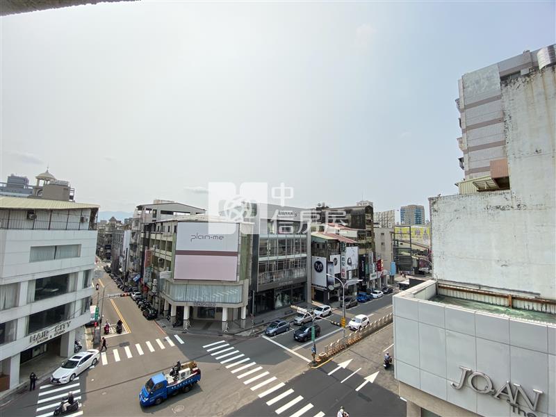 (順天中來文化廣場)獨家稀有釋出正一中商圈工作室房屋室內格局與周邊環境