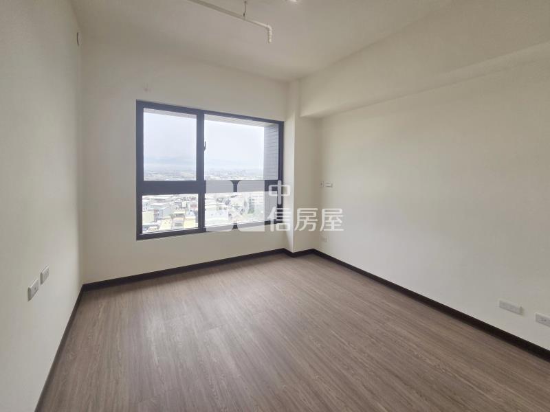 織未來永久視野3房平車(專任)房屋室內格局與周邊環境