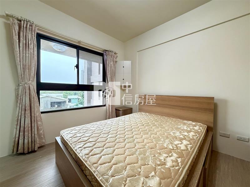 專任林維湖美三房平車物超所值房屋室內格局與周邊環境