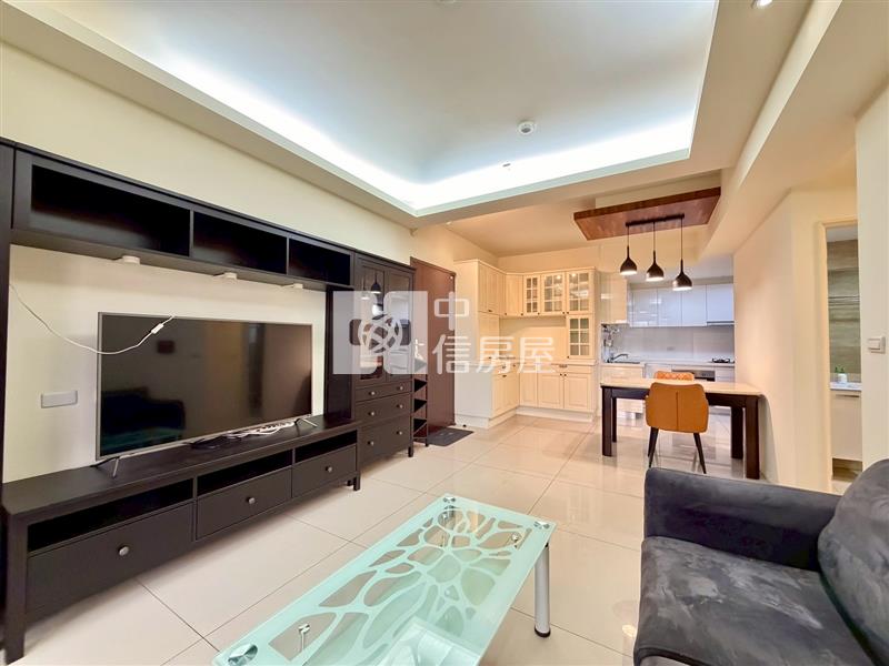 專任林維湖美三房平車物超所值房屋室內格局與周邊環境