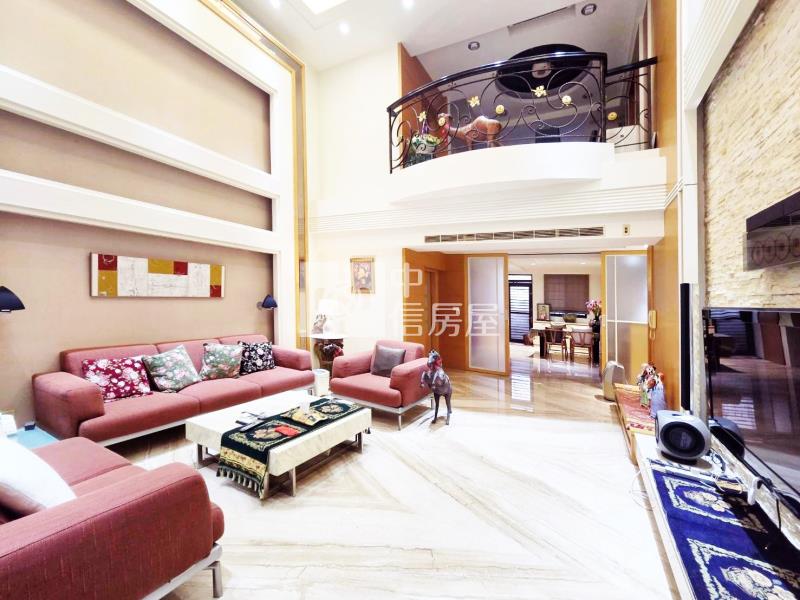 景賢公園朝南三車位電梯大豪墅房屋室內格局與周邊環境