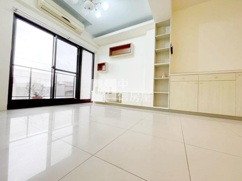 頭份三房雙平車美廈房屋室內格局與周邊環境