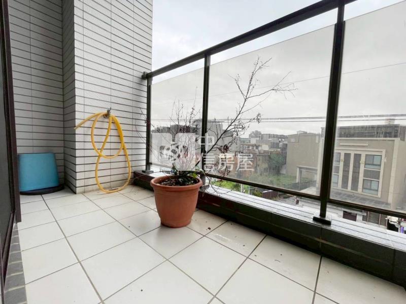 頭份三房雙平車美廈房屋室內格局與周邊環境