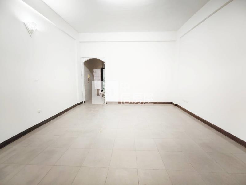 新市近南科6房便宜透天