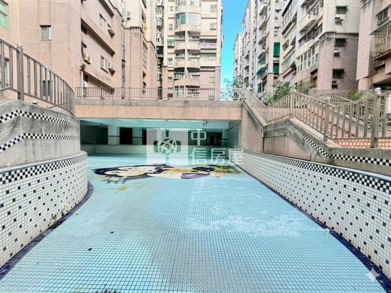 喜市稀有一樓店面投資自用二相宜房屋室內格局與周邊環境