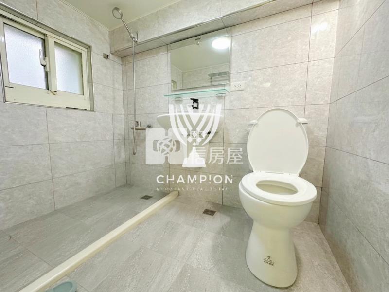 【冠軍】民生世界小資三房房屋室內格局與周邊環境