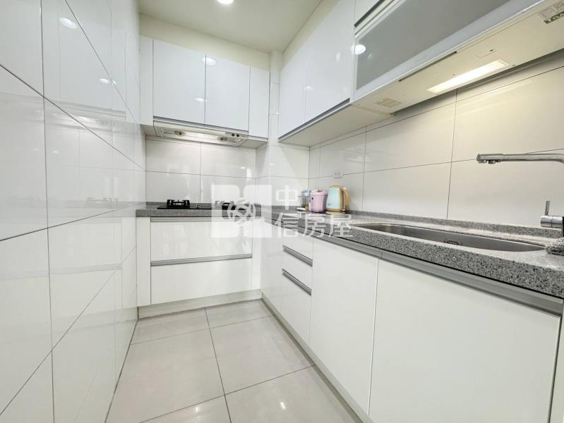 華勛禮昂電梯2房車