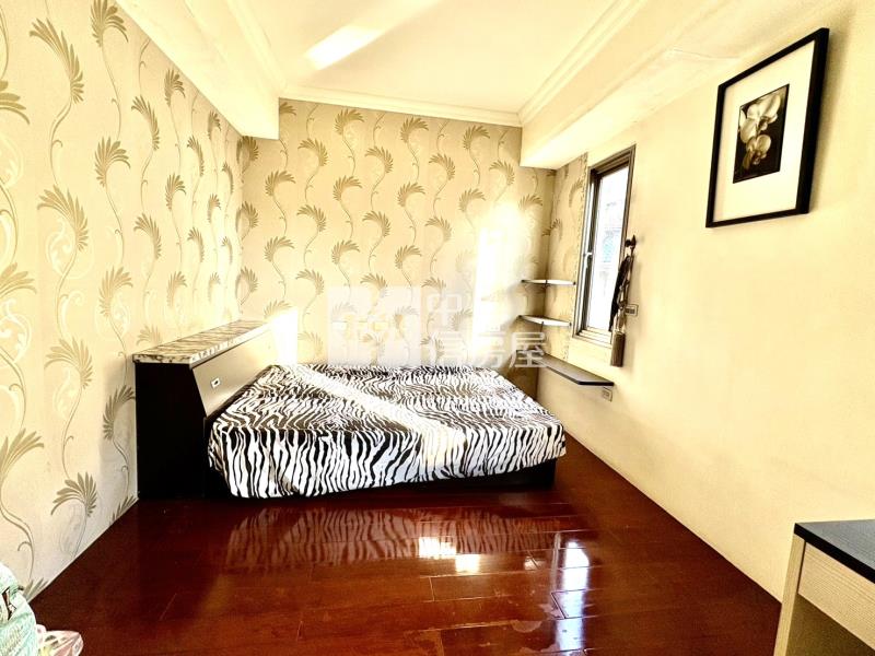 崇德商圈臨路雙車店墅(專任)房屋室內格局與周邊環境