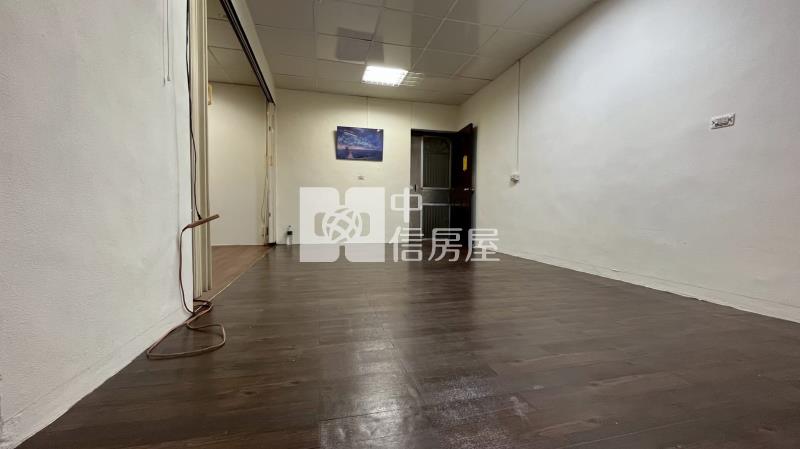 A22捷運站旁公寓三樓房屋室內格局與周邊環境