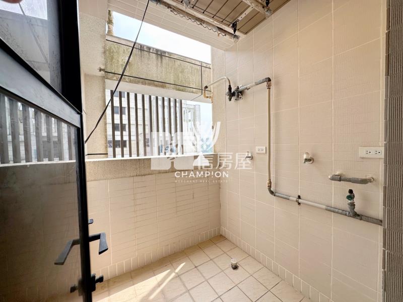 【冠軍】星河繪海景小3房10F房屋室內格局與周邊環境