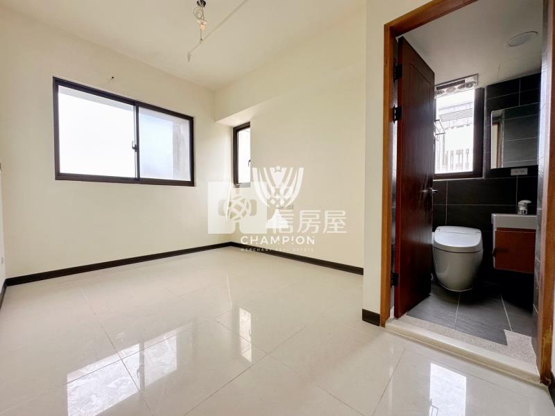 【冠軍】星河繪海景小3房11F房屋室內格局與周邊環境