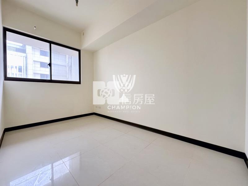 【冠軍】星河繪海景小3房11F房屋室內格局與周邊環境