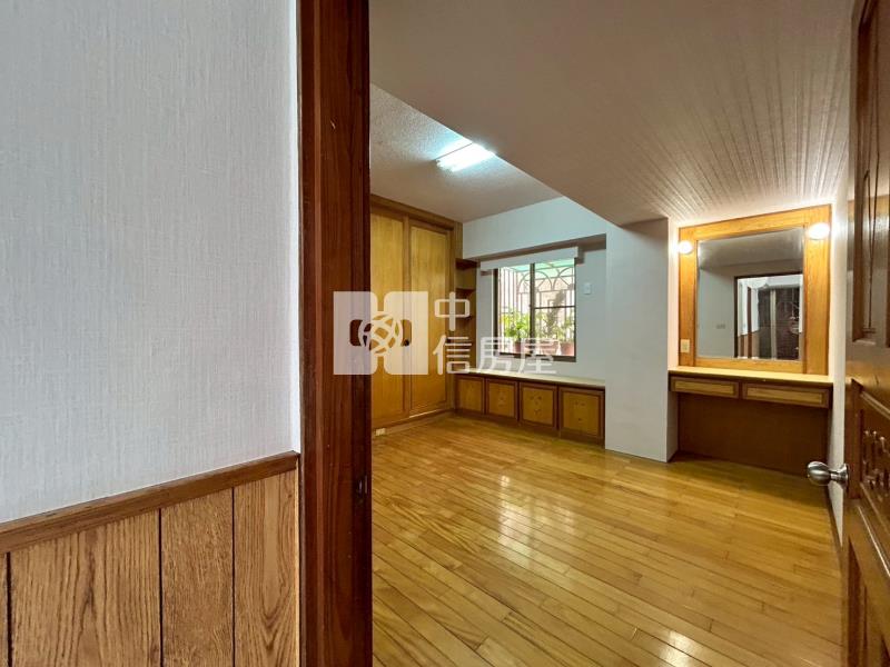 建興國中雙學區好宅+升降式平車房屋室內格局與周邊環境