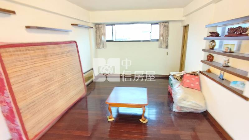 虎尾寮南紡和歌山店面車墅房屋室內格局與周邊環境