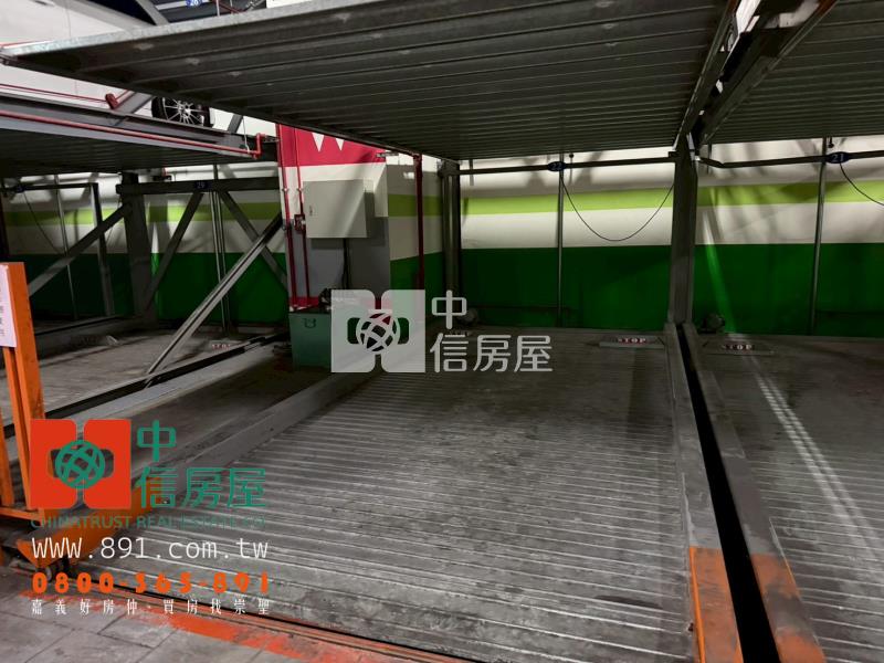 高峰匯精裝雙車3房房屋室內格局與周邊環境