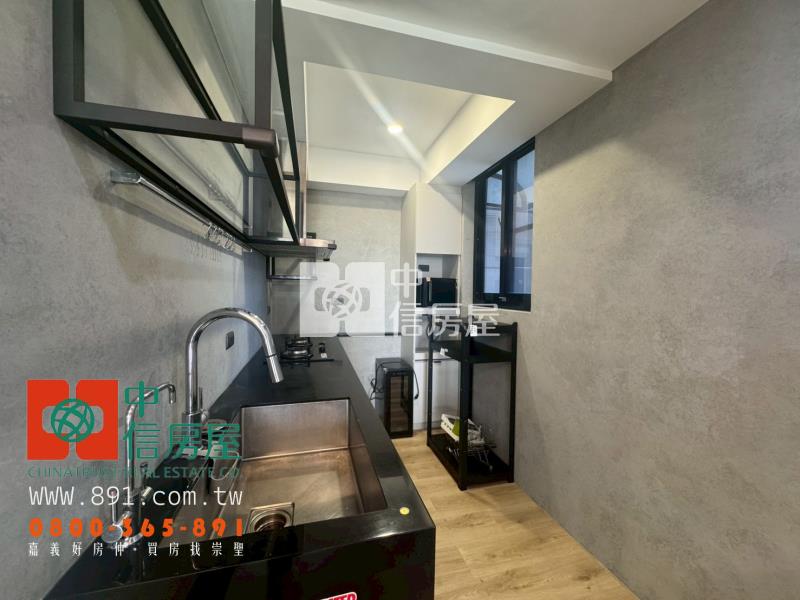 高峰匯精裝雙車3房房屋室內格局與周邊環境