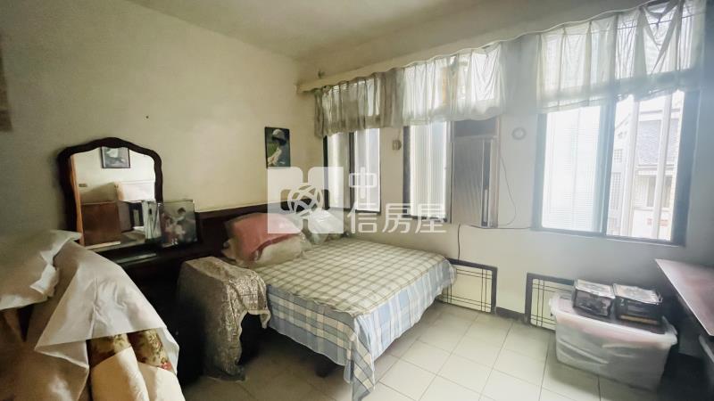 宜市文教區商圈雙面路店住房屋室內格局與周邊環境