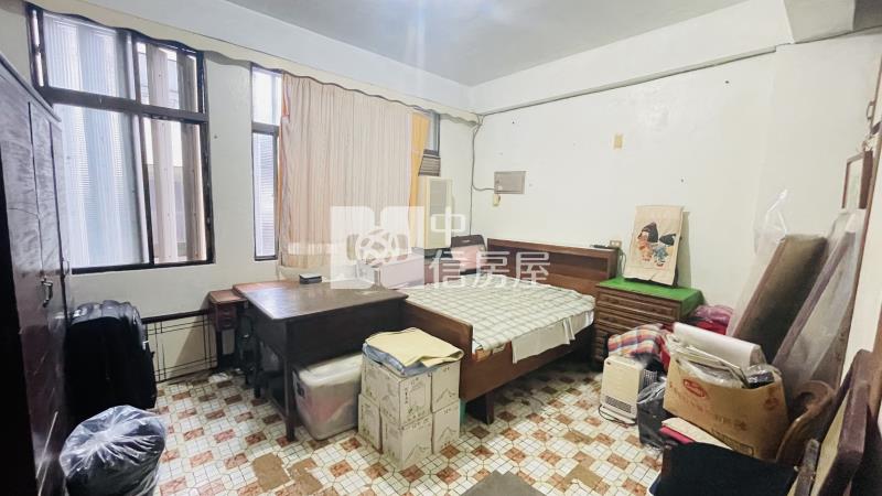 宜市文教區商圈雙面路店住房屋室內格局與周邊環境