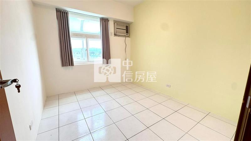 比佛利溫馨四房房屋室內格局與周邊環境