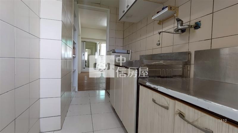 D1-12高層看海華廈房屋室內格局與周邊環境