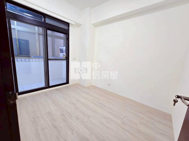 如意居全新三房車B081房屋室內格局與周邊環境