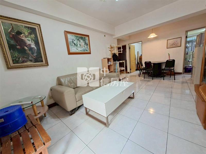 龍岡圓環御花園電梯三房房屋室內格局與周邊環境