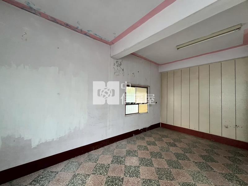 潮州鎮邊車庫透天房屋室內格局與周邊環境