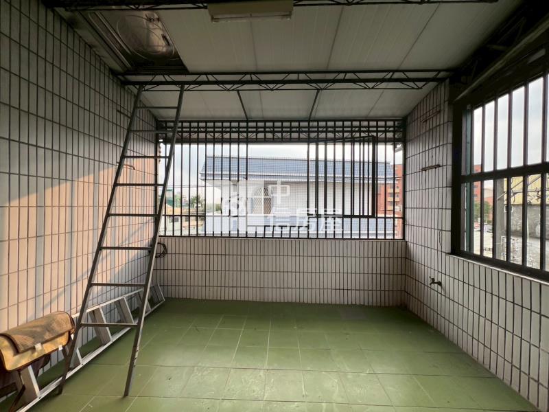 潮州鎮邊車庫透天房屋室內格局與周邊環境