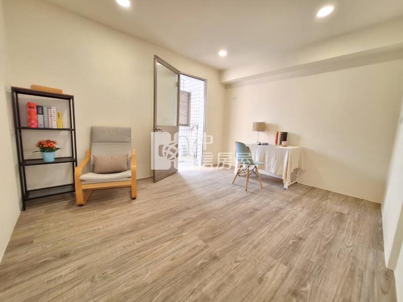 南屯黎明路電梯美三房房屋室內格局與周邊環境