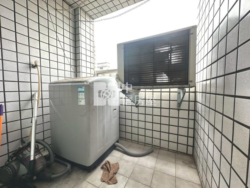 福科國中2房有車位房屋室內格局與周邊環境