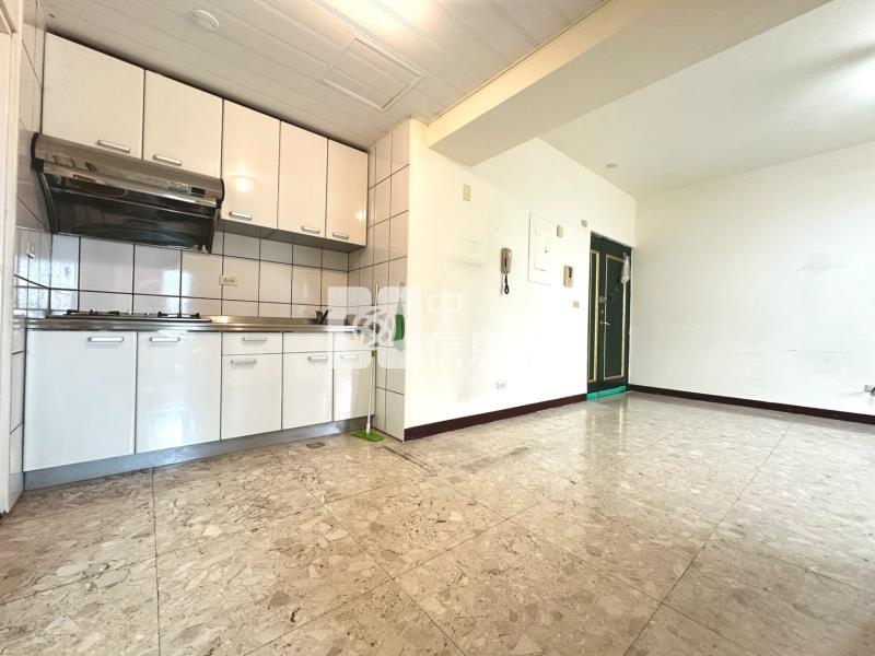 福科國中2房有車位房屋室內格局與周邊環境