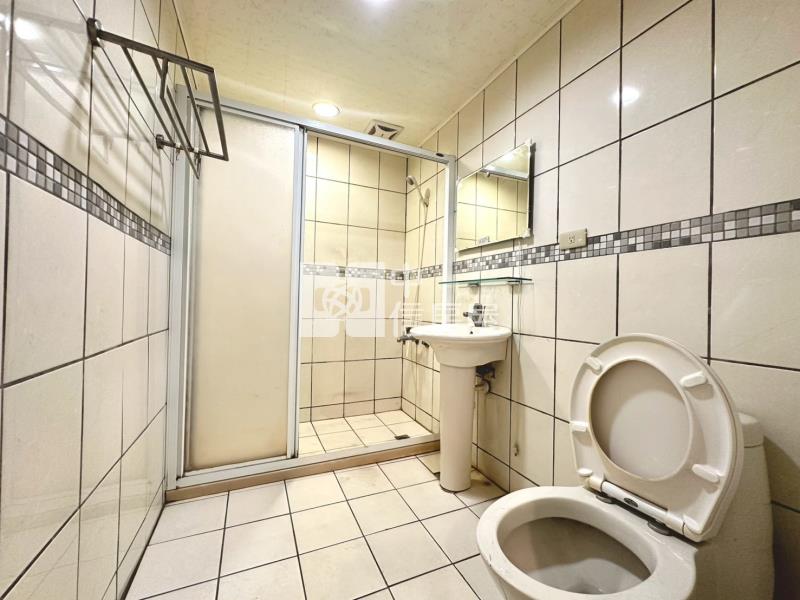 福科國中2房有車位房屋室內格局與周邊環境