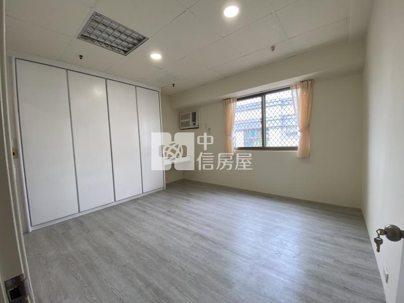 北屯鬧區3房大車位房屋室內格局與周邊環境