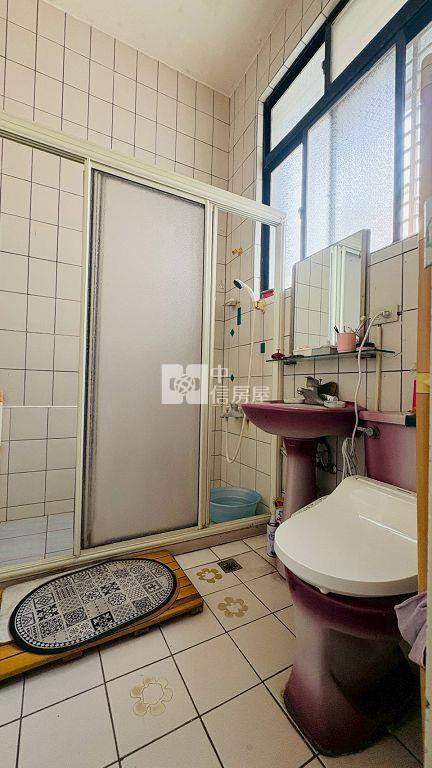 內壢忠孝商圈前院停車美別墅(中信卓越團隊)房屋室內格局與周邊環境