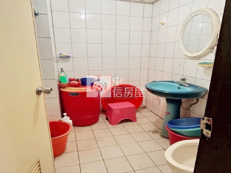 一中商圈低總價三房房屋室內格局與周邊環境