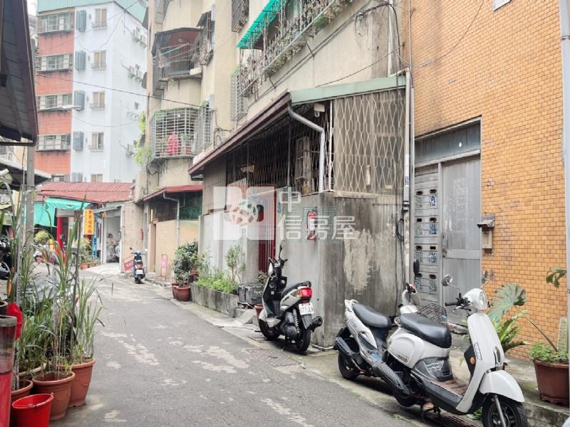 一中商圈低總價三房房屋室內格局與周邊環境