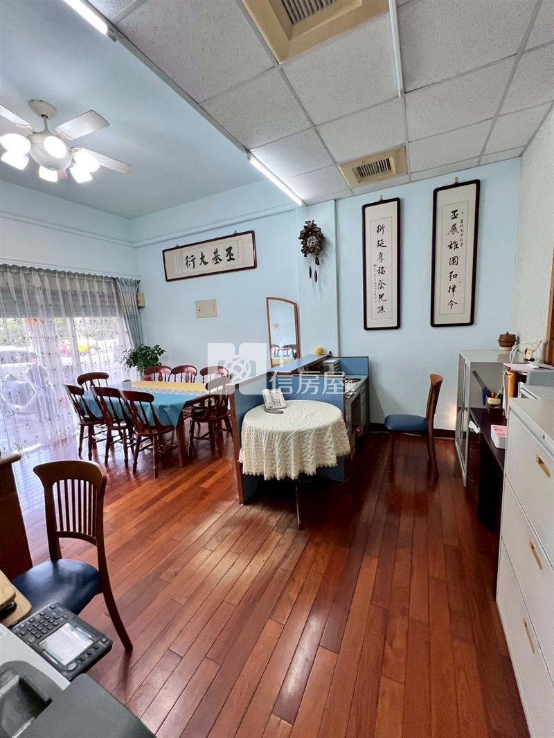 B1-79地檢署前超讚金店住房屋室內格局與周邊環境