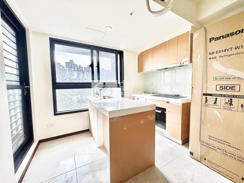 新橫濱星野景觀天際兩房平車房屋室內格局與周邊環境