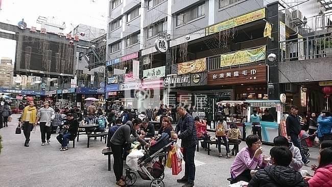 一中街熱鬧4樓滿租透店（專任）房屋室內格局與周邊環境