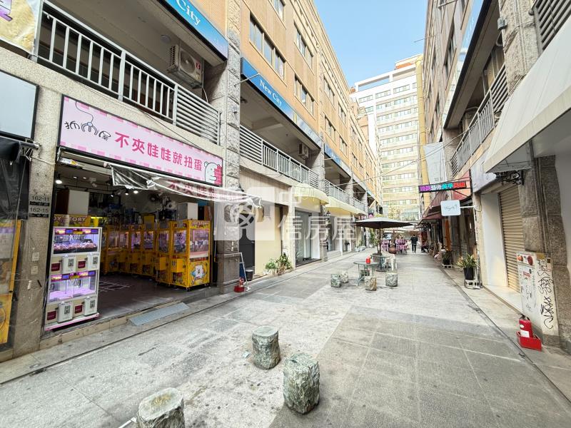 一中街熱鬧4樓滿租透店（專任）房屋室內格局與周邊環境