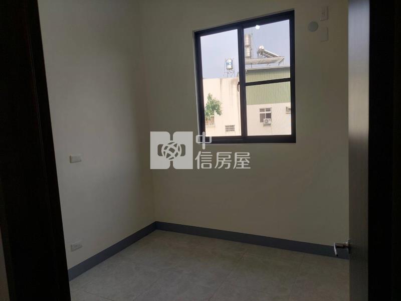 屏東市公園優質電梯華廈房屋室內格局與周邊環境